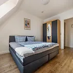Сasa de vacaciones Familienfreundliches Xxl Reihenhaus Mit Wlan In