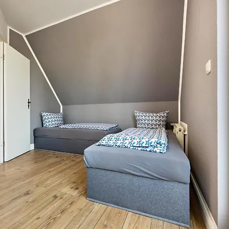 Familienfreundliches Xxl Reihenhaus Mit Wlan In Casa vacanze *