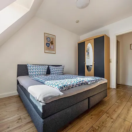 Casa vacanze Familienfreundliches Xxl Reihenhaus Mit Wlan In
